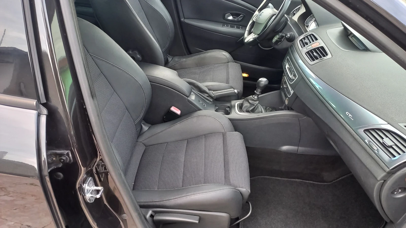 Renault Megane 1, 5dci GT-Line - изображение 6