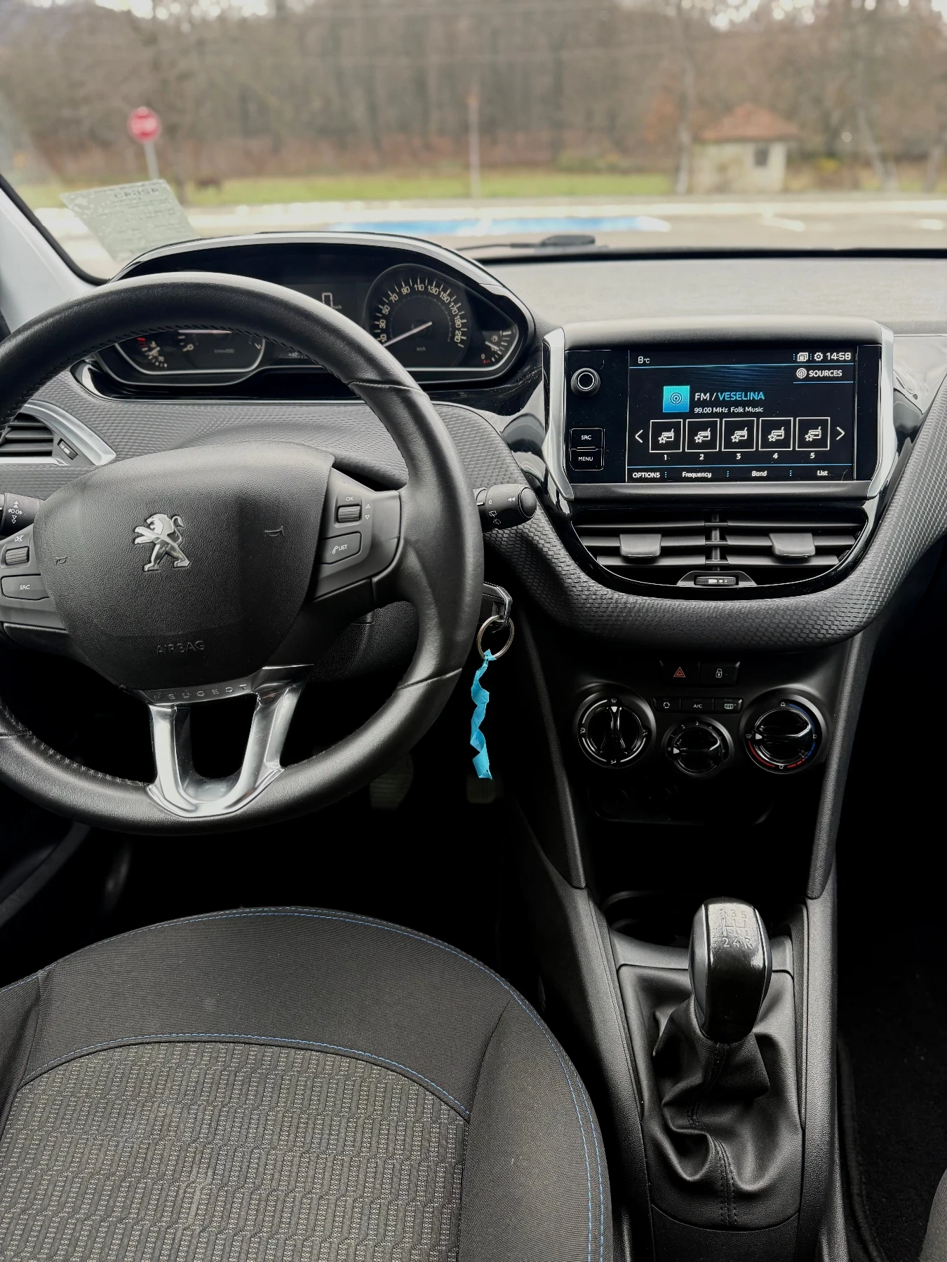 Peugeot 208 | Mobile.bg   6