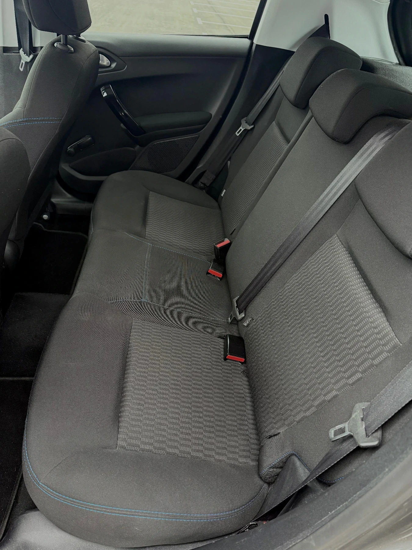 Peugeot 208 | Mobile.bg   9