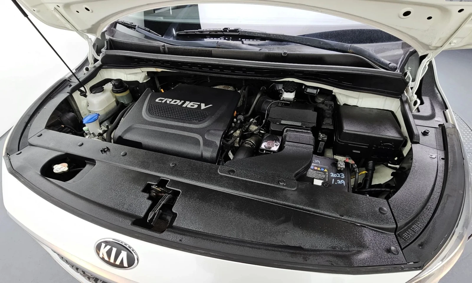 Kia Carnival 7-Seater Limousine Magic Space, снимка 5 - Автомобили и джипове - 53722285