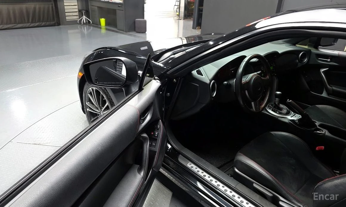 Toyota GT86 * AUTO* КОЖА* АЛКАНТАРА* , снимка 11 - Автомобили и джипове - 54041313