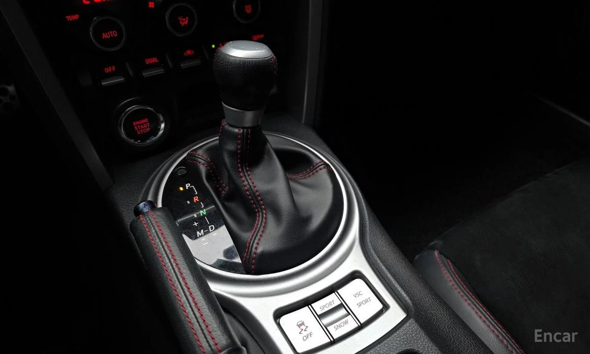 Toyota GT86 * AUTO* КОЖА* АЛКАНТАРА* , снимка 9 - Автомобили и джипове - 54041313