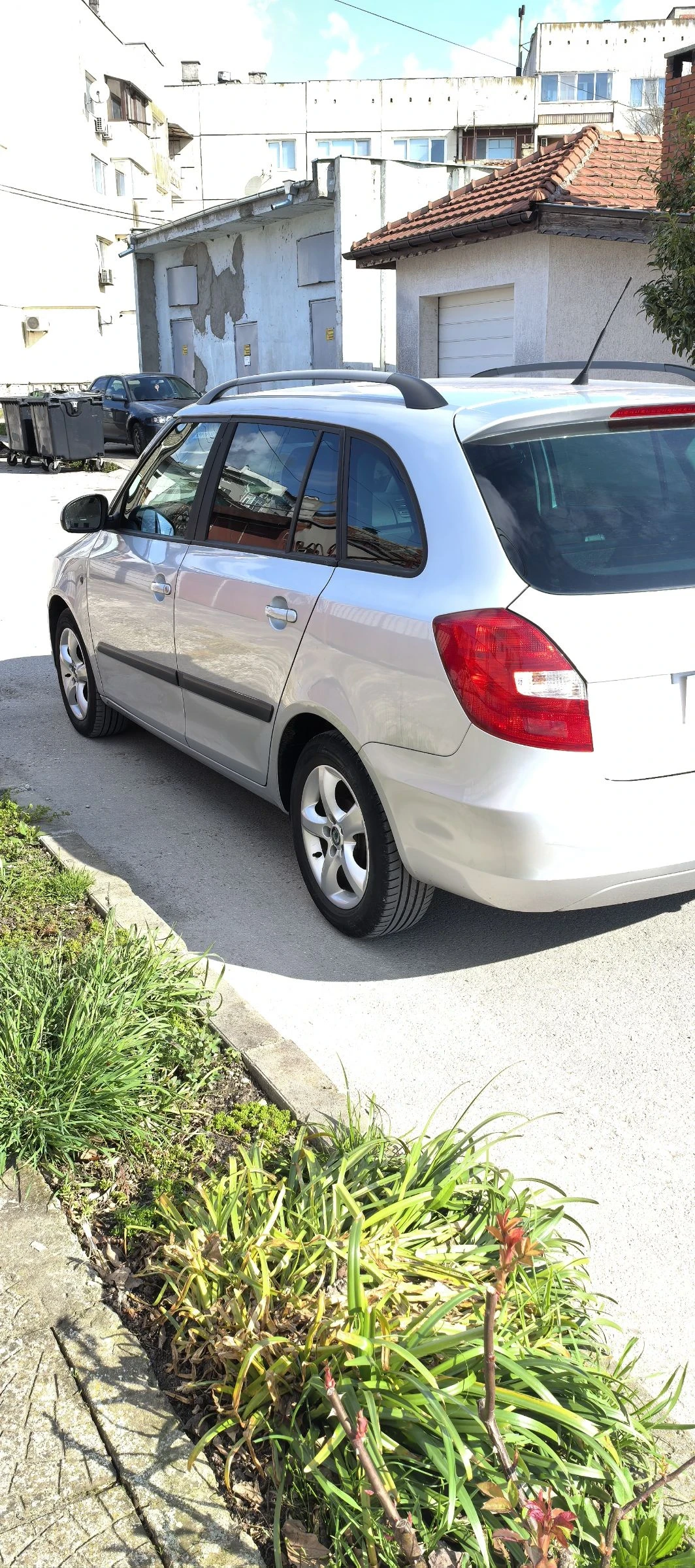 Skoda Fabia 1.2дизел, снимка 5 - Автомобили и джипове - 54235885