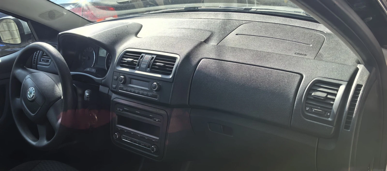 Skoda Fabia 1.2дизел, снимка 9 - Автомобили и джипове - 54235885