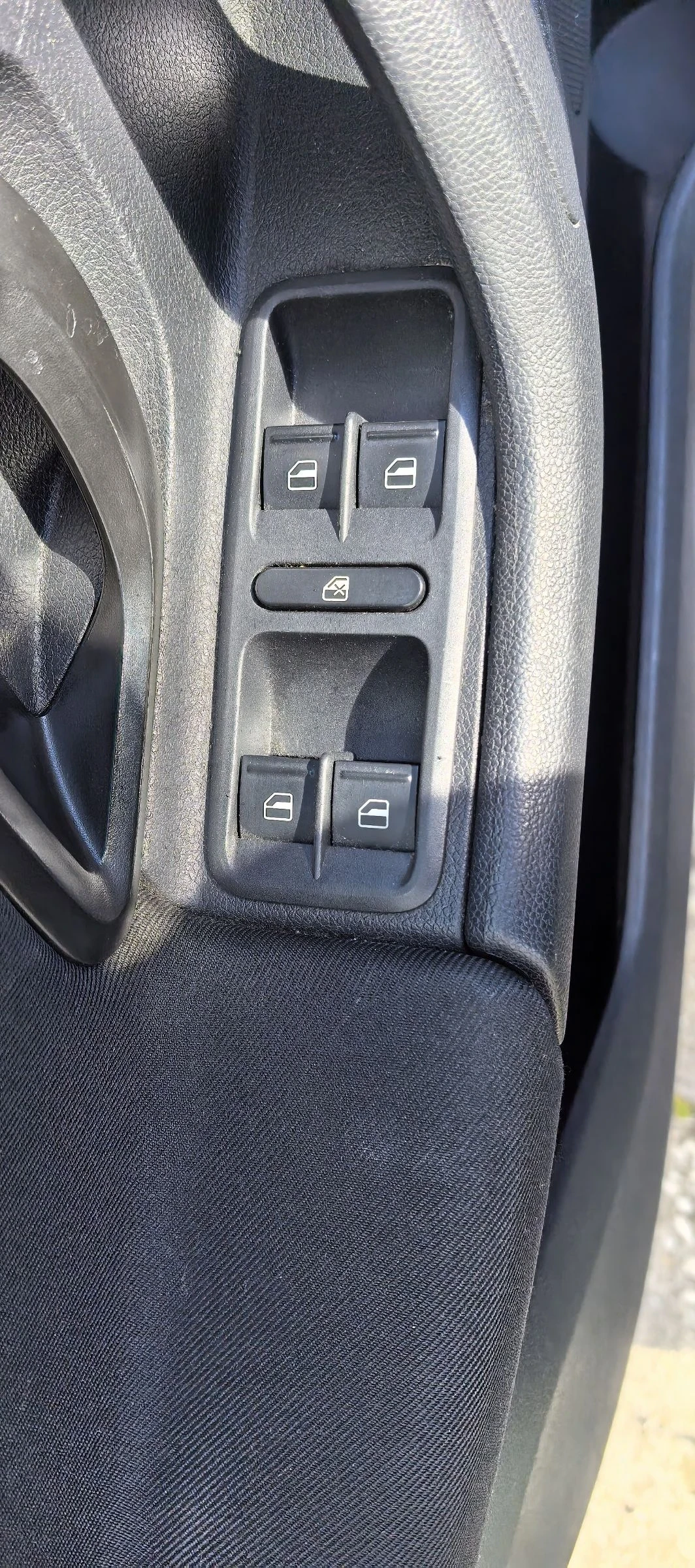 Skoda Fabia 1.2дизел, снимка 11 - Автомобили и джипове - 54235885