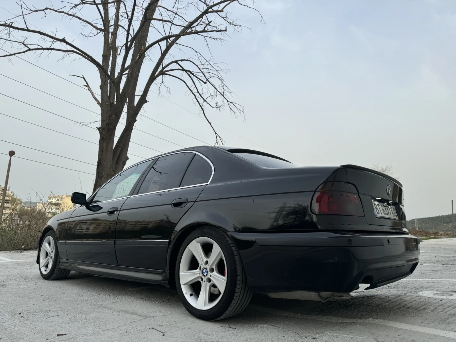 BMW 528, снимка 4 - Автомобили и джипове - 54401621