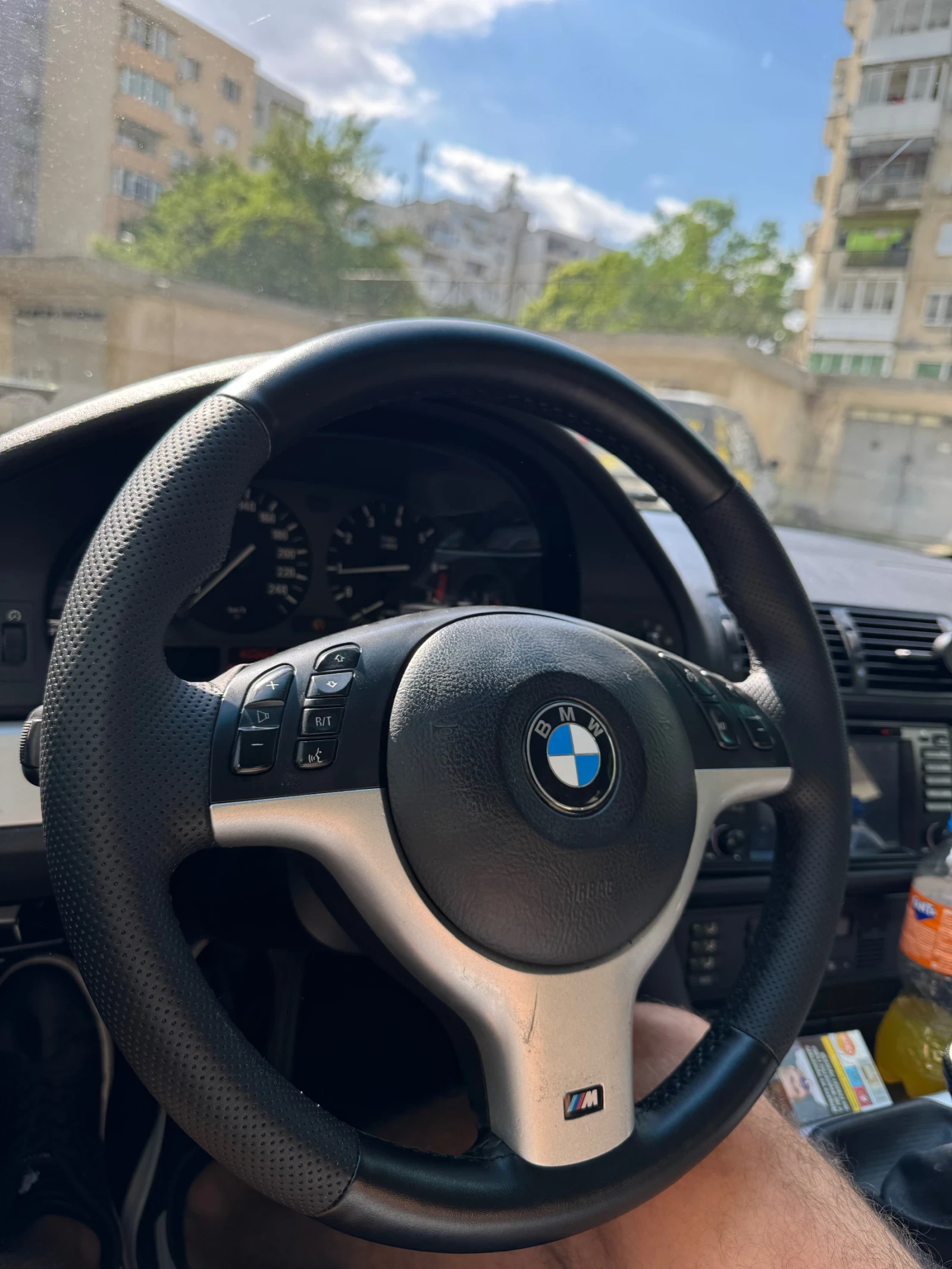 BMW 528, снимка 5 - Автомобили и джипове - 54401621