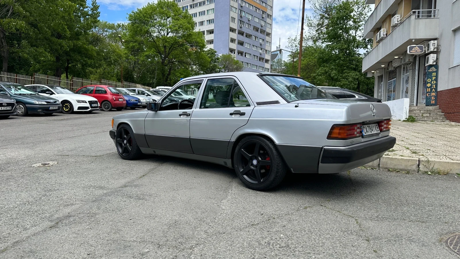 Mercedes-Benz 190, снимка 5 - Автомобили и джипове - 54554359