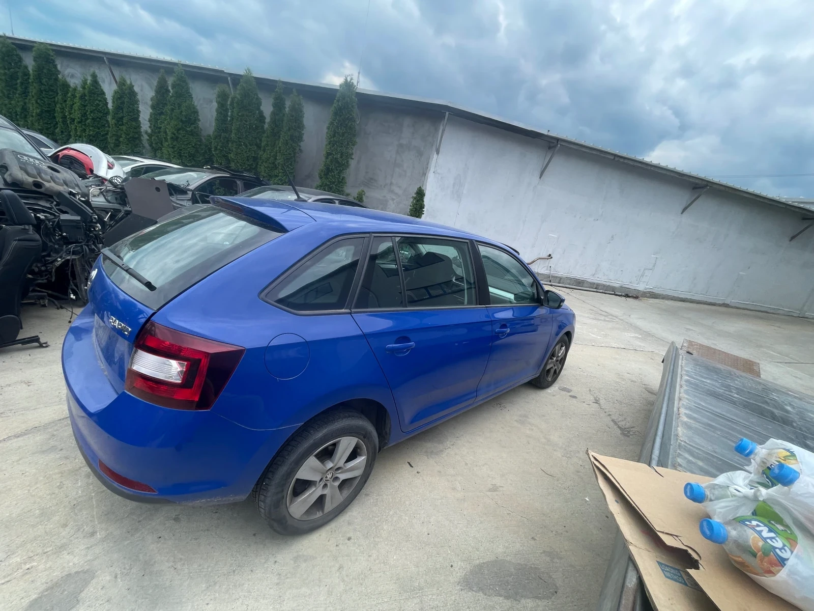 Skoda Rapid 1.0 TSi, снимка 5 - Автомобили и джипове - 54557185