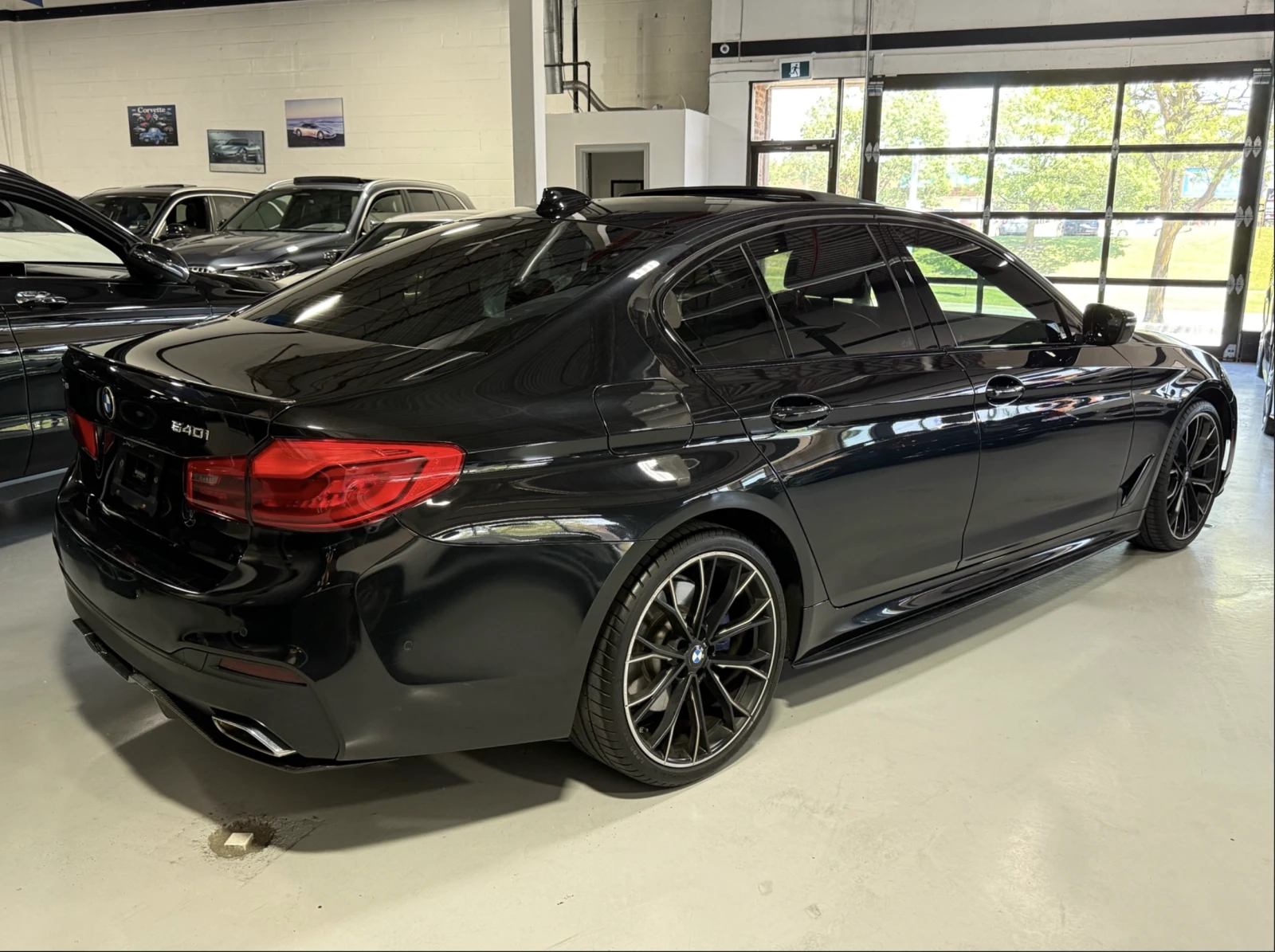 BMW 540 M SPORT INDIVIDUAL / H&K/ ОБДУХ / HEAD UP/ 360 CAM, снимка 5 - Автомобили и джипове - 54881880
