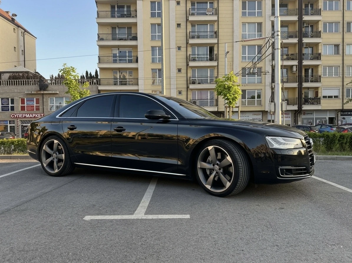 Audi A8