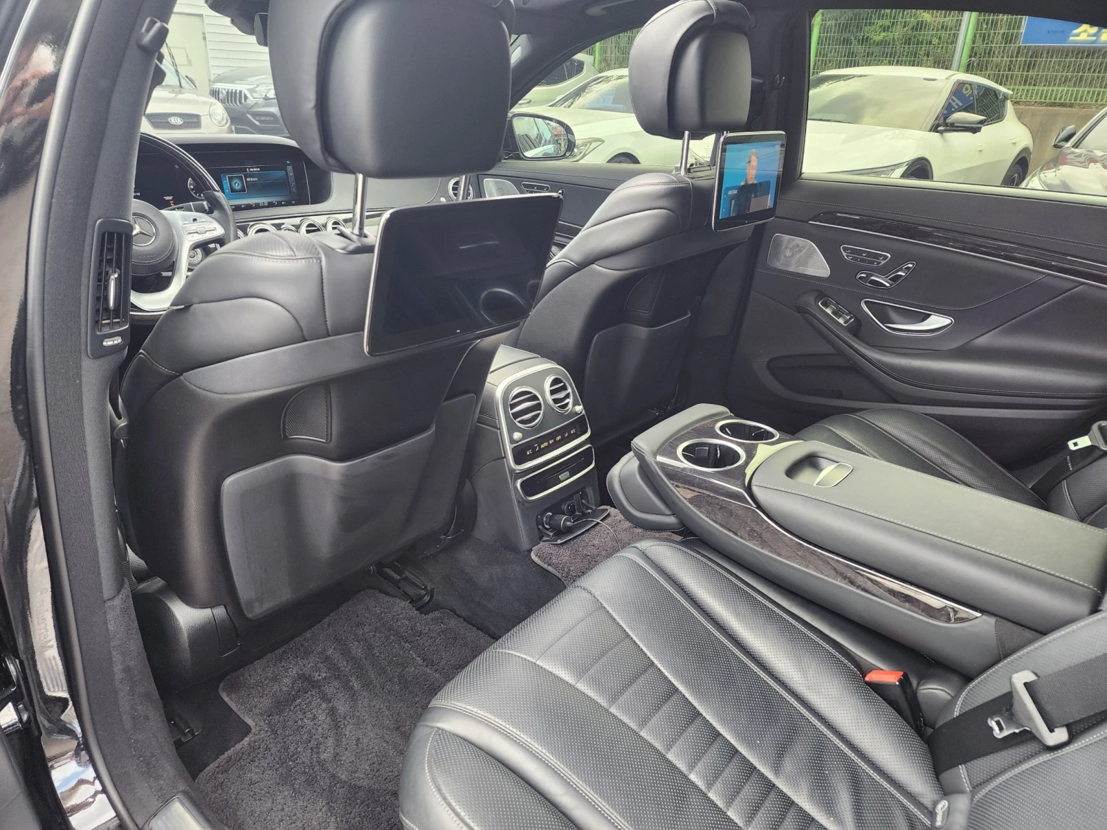 Mercedes-Benz S 400 D* Long * 4matic* Pano* Keyless, снимка 15 - Автомобили и джипове - 55245216