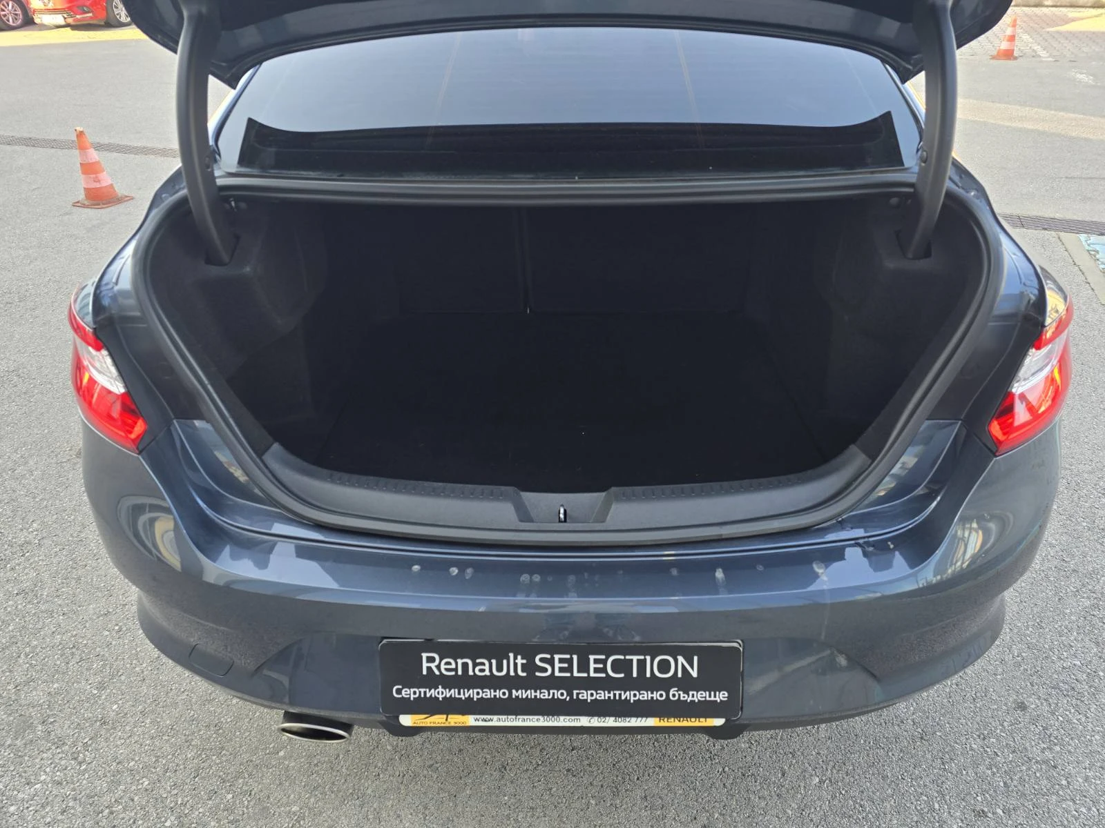 Renault Megane 1.6 TCe 115, снимка 14 - Автомобили и джипове - 55562270
