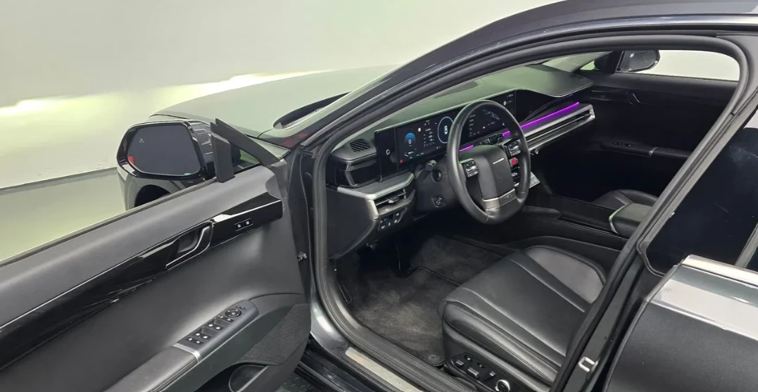 Hyundai Grandeur * Exclusive* Обдух* 360* HUD* Масаж* Pano* , снимка 3 - Автомобили и джипове - 55584391