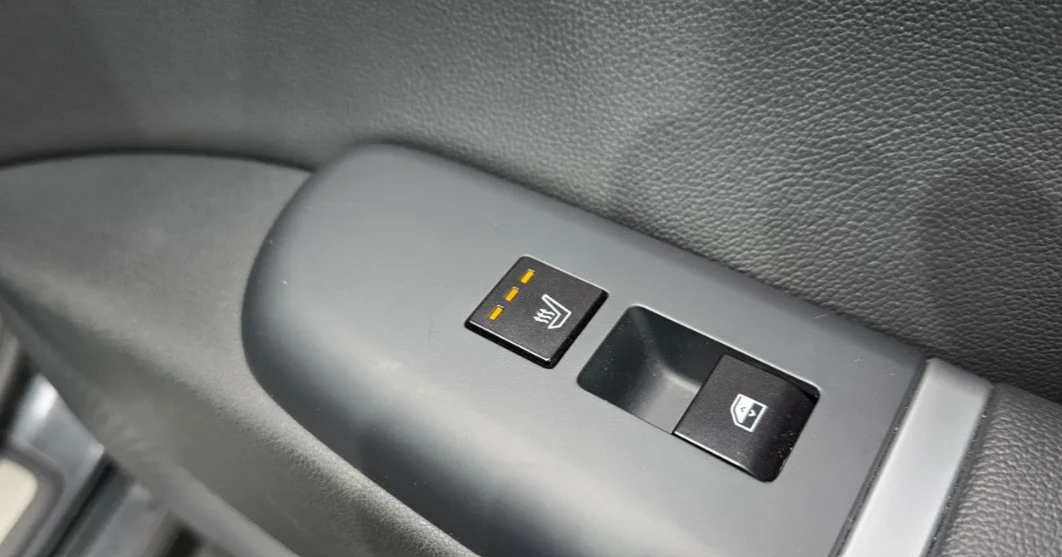 Hyundai Grandeur * Exclusive* Обдух* 360* HUD* Масаж* Pano* , снимка 14 - Автомобили и джипове - 55584391
