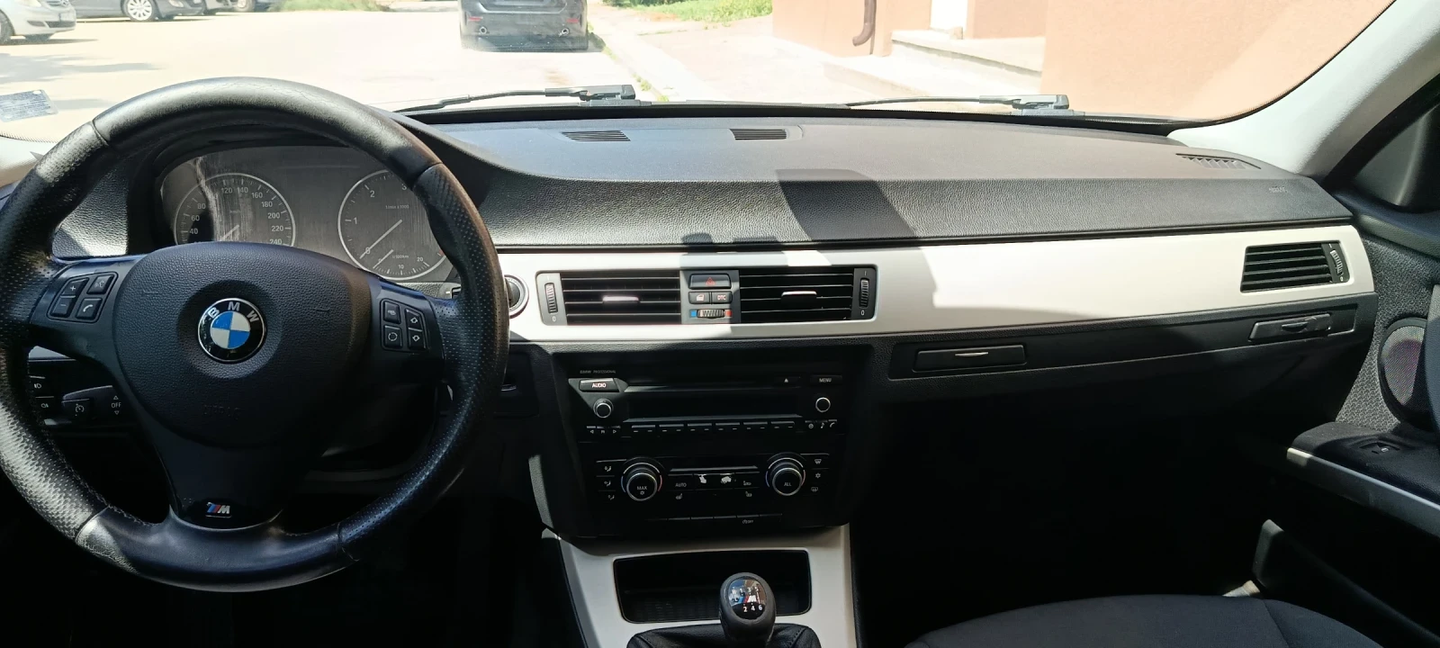 BMW 318, снимка 2 - Автомобили и джипове - 55666544