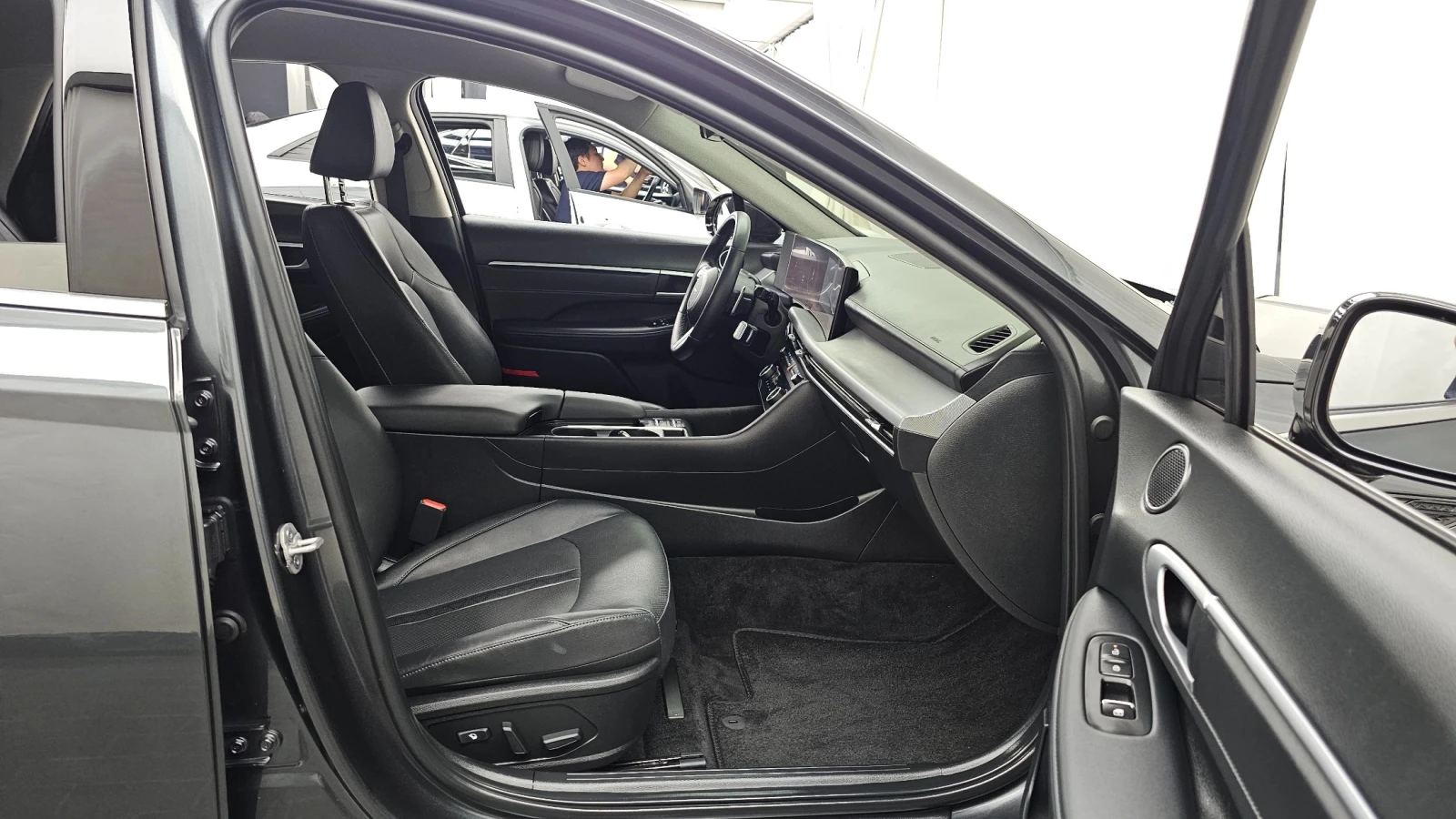 Hyundai Sonata Exclusive | Adaptive Cruise | Ventilated Seats | M, снимка 8 - Автомобили и джипове - 55827061