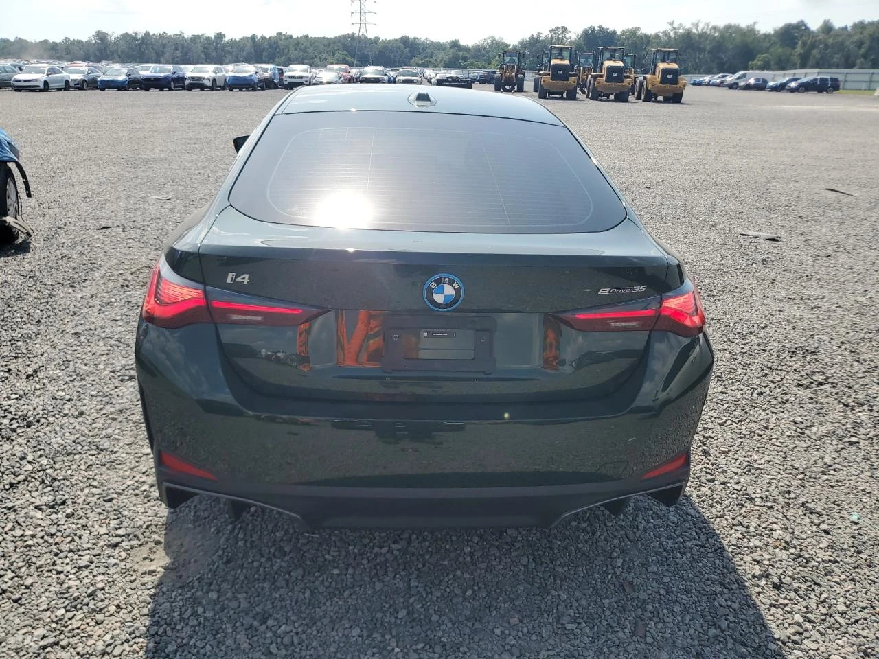 BMW i4 EDRIVE35 | ACC | 360 CAMS, снимка 6 - Автомобили и джипове - 55832018