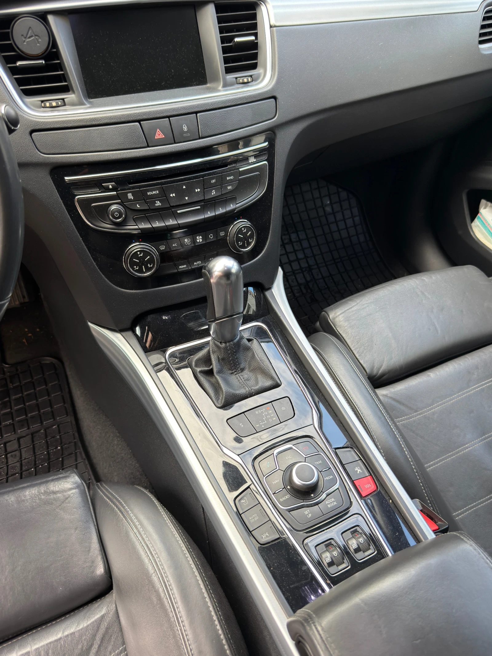 Peugeot 508 2.2HDI GT Full, снимка 10 - Автомобили и джипове - 56086444