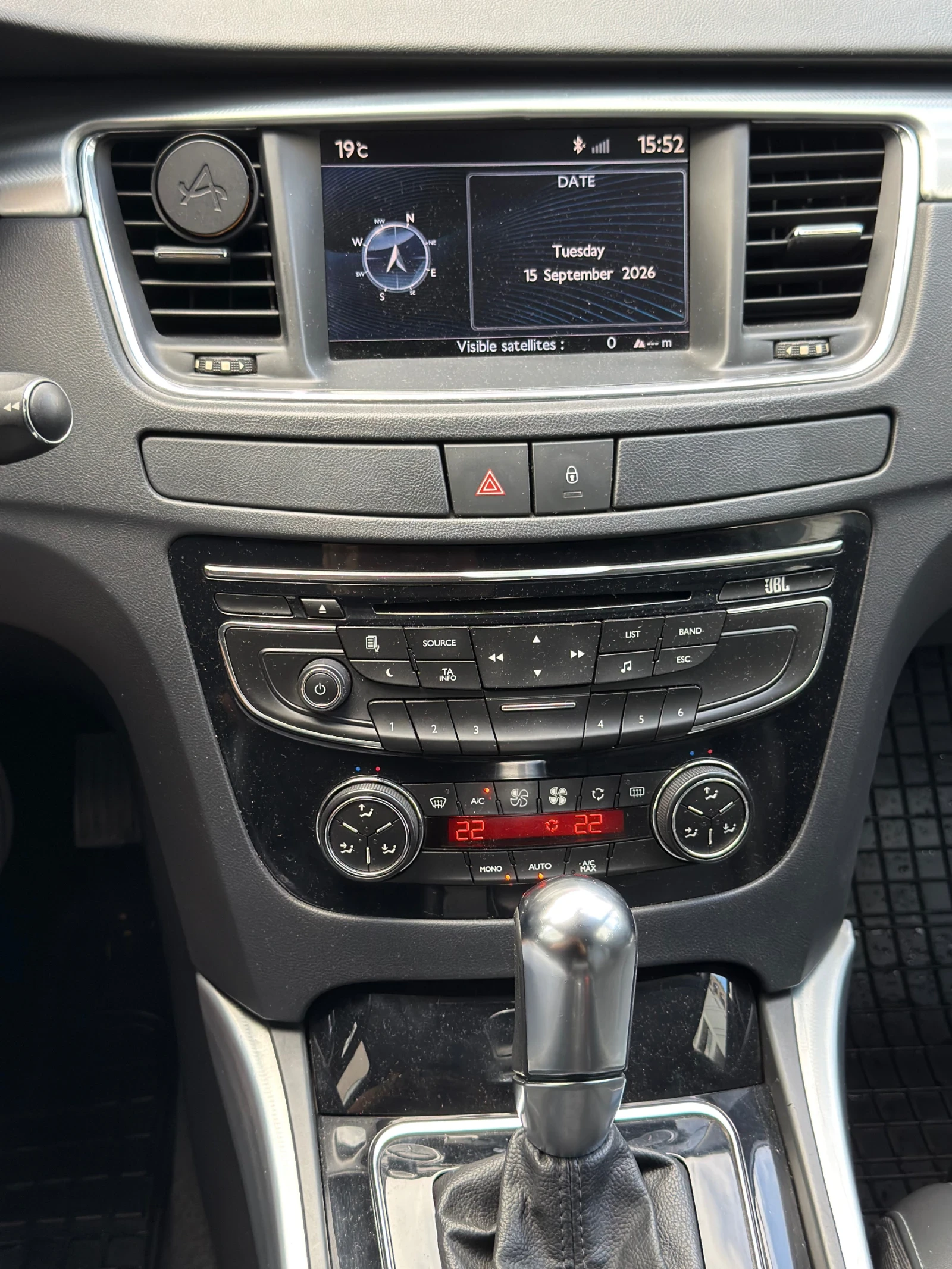 Peugeot 508 2.2HDI GT Full, снимка 13 - Автомобили и джипове - 56086444