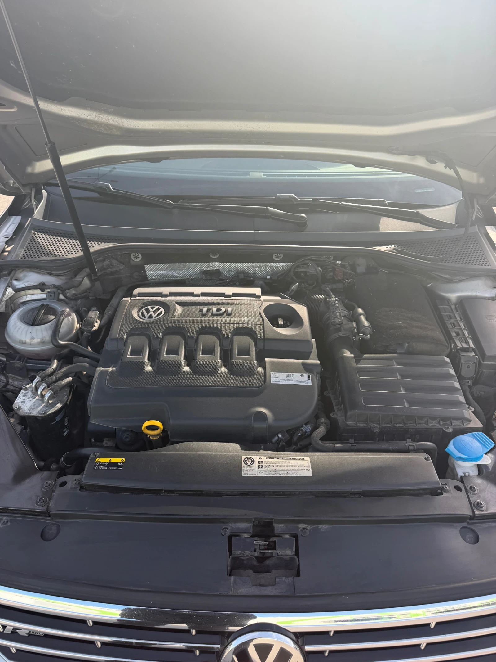 VW Passat 1.6TDI R-LINE DSG DIGITAL , снимка 13 - Автомобили и джипове - 56408969