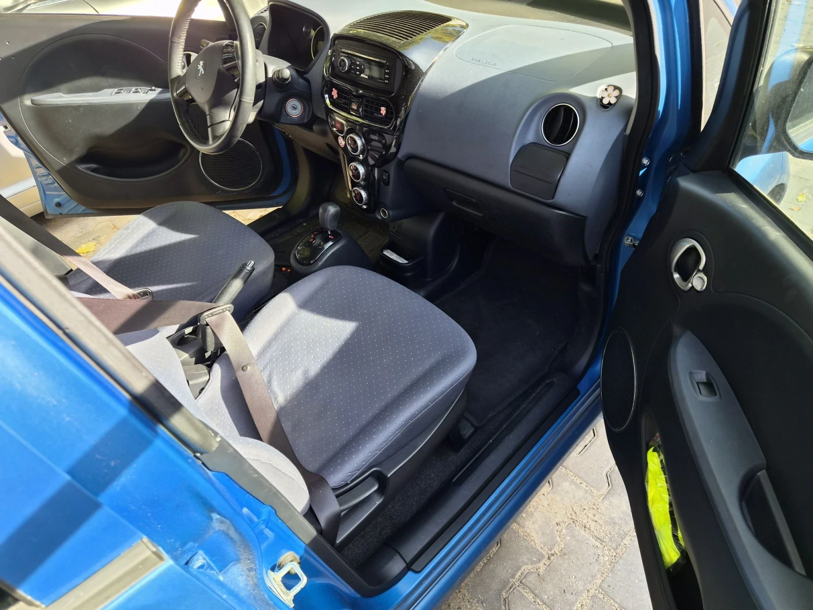 Peugeot iOn, снимка 8 - Автомобили и джипове - 56586855