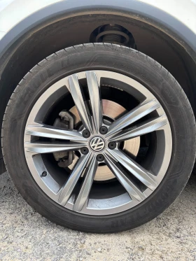 VW Tiguan 2.0 TSI/ 4 Motion/ R-Line/ ПЪРВИ СОБСТВЕНИК, снимка 15
