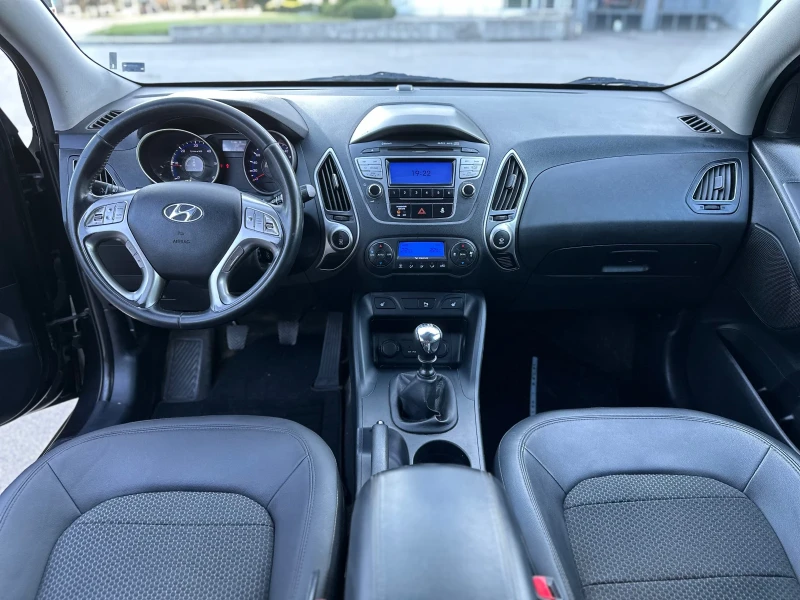 Hyundai IX35 4х4, снимка 8 - Автомобили и джипове - 47370247