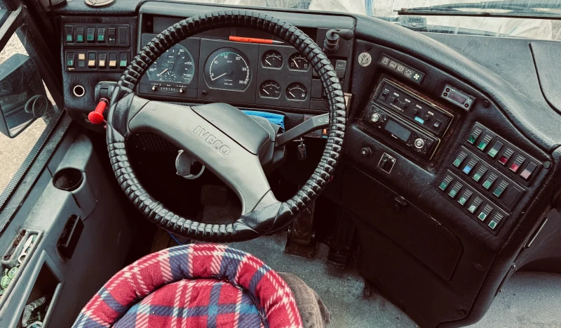 Iveco Massive EURORIDER E-38, снимка 8 - Автомобили и джипове - 52431298