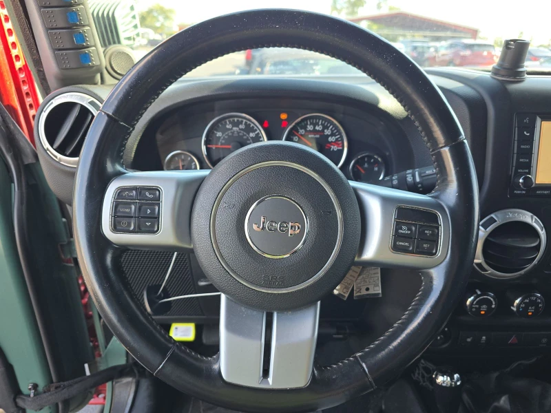 Jeep Wrangler Unlimited Rubicon X, снимка 9 - Автомобили и джипове - 52694533