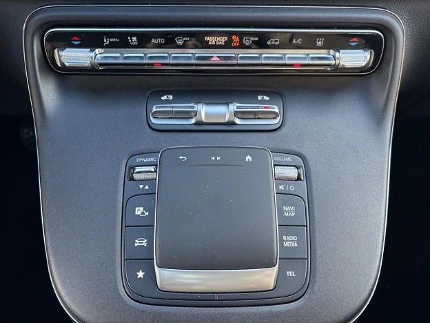 Mercedes-Benz EQV 300 Long = Avantgarde = Гаранция, снимка 9 - Автомобили и джипове - 53093492