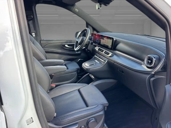 Mercedes-Benz EQV 300 Long = Avantgarde = Гаранция, снимка 10 - Автомобили и джипове - 53093492