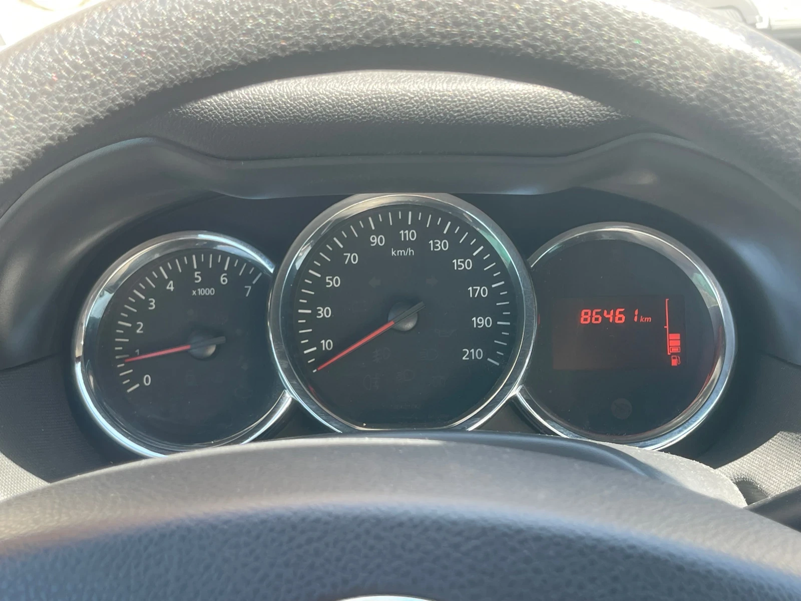 Dacia Duster 1.5DCI* 4WD* 87000КМ* СЕРВИЗНА ИСТОРИЯ | Mobile.bg — изображение 12