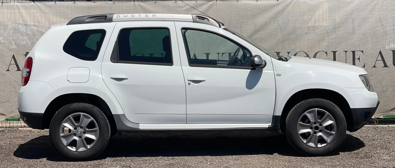 Dacia Duster 1.5DCI* 4WD* 87000КМ* СЕРВИЗНА ИСТОРИЯ - изображение 5