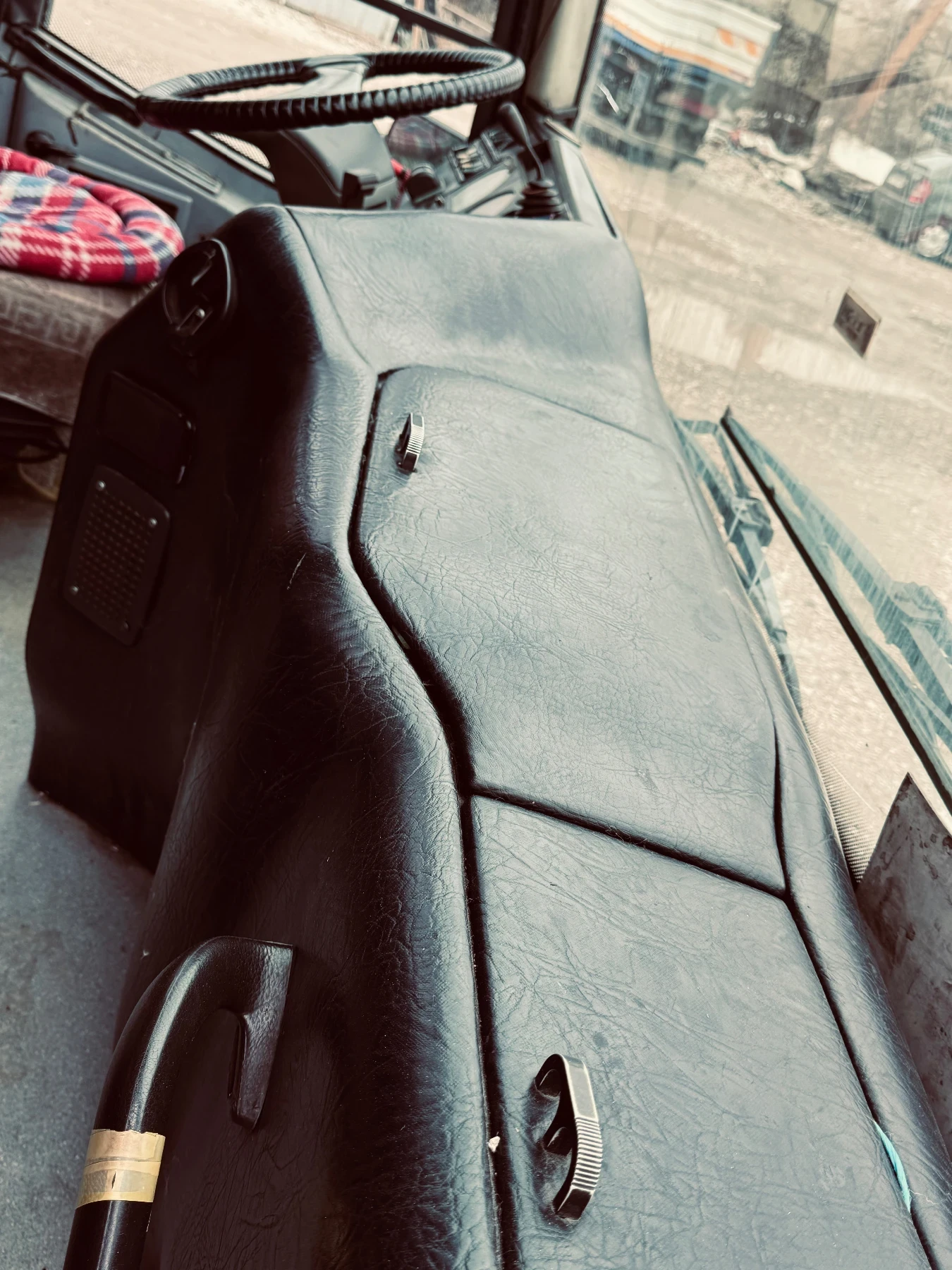 Iveco Massive EURORIDER E-38 | Mobile.bg   10