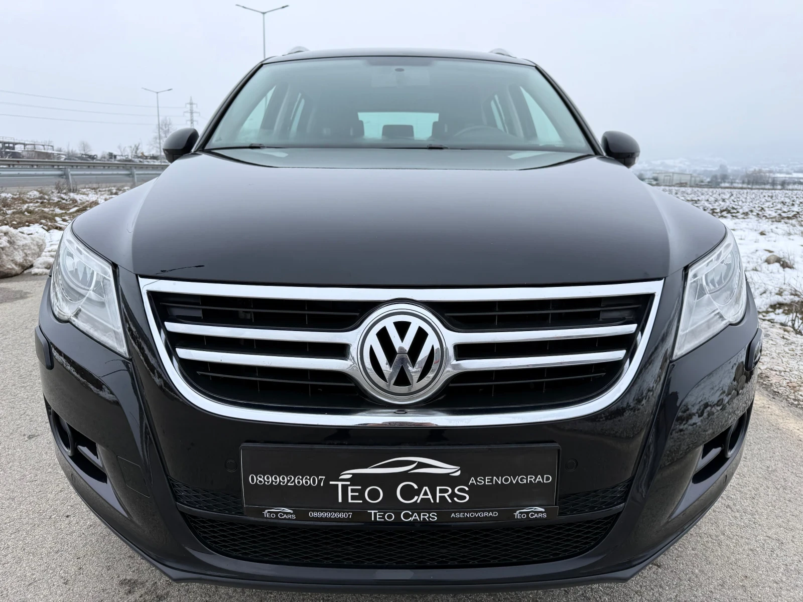 VW Tiguan 2.0TDI / 4MOTION / NAVI / PARKTRONIC/ FULL SERVICE - изображение 2