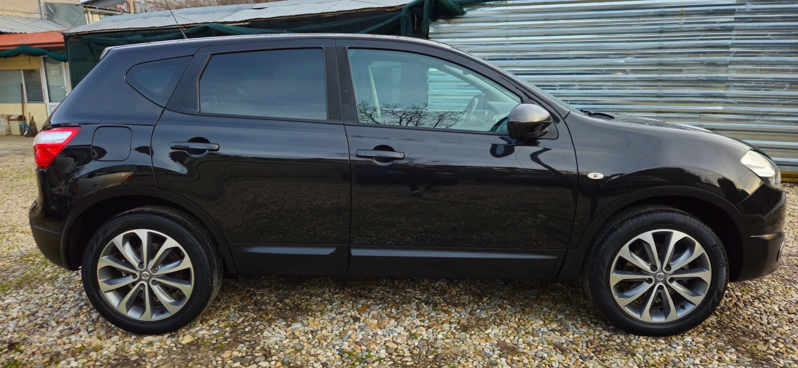 Nissan Qashqai 1, 6i* ЕВРО5* ГАЗОВ ИНЖЕКЦИОН* НАВИГАЦИЯ* 2013г* Т, снимка 7 - Автомобили и джипове - 53959354