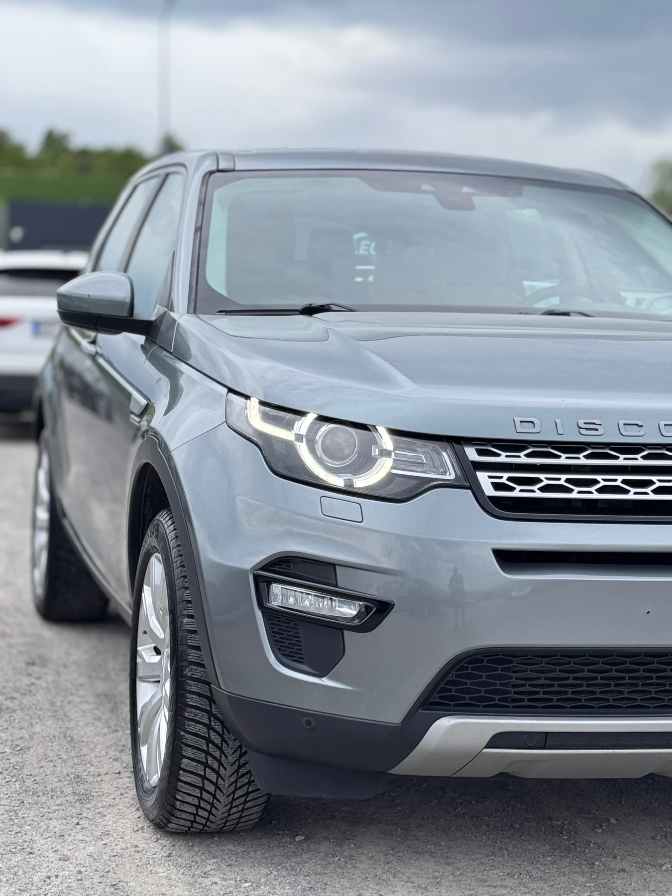 Land Rover Discovery Sport 7-местен / 2.2TD4 /HSE Luxury/4х4, снимка 4 - Автомобили и джипове - 54459007