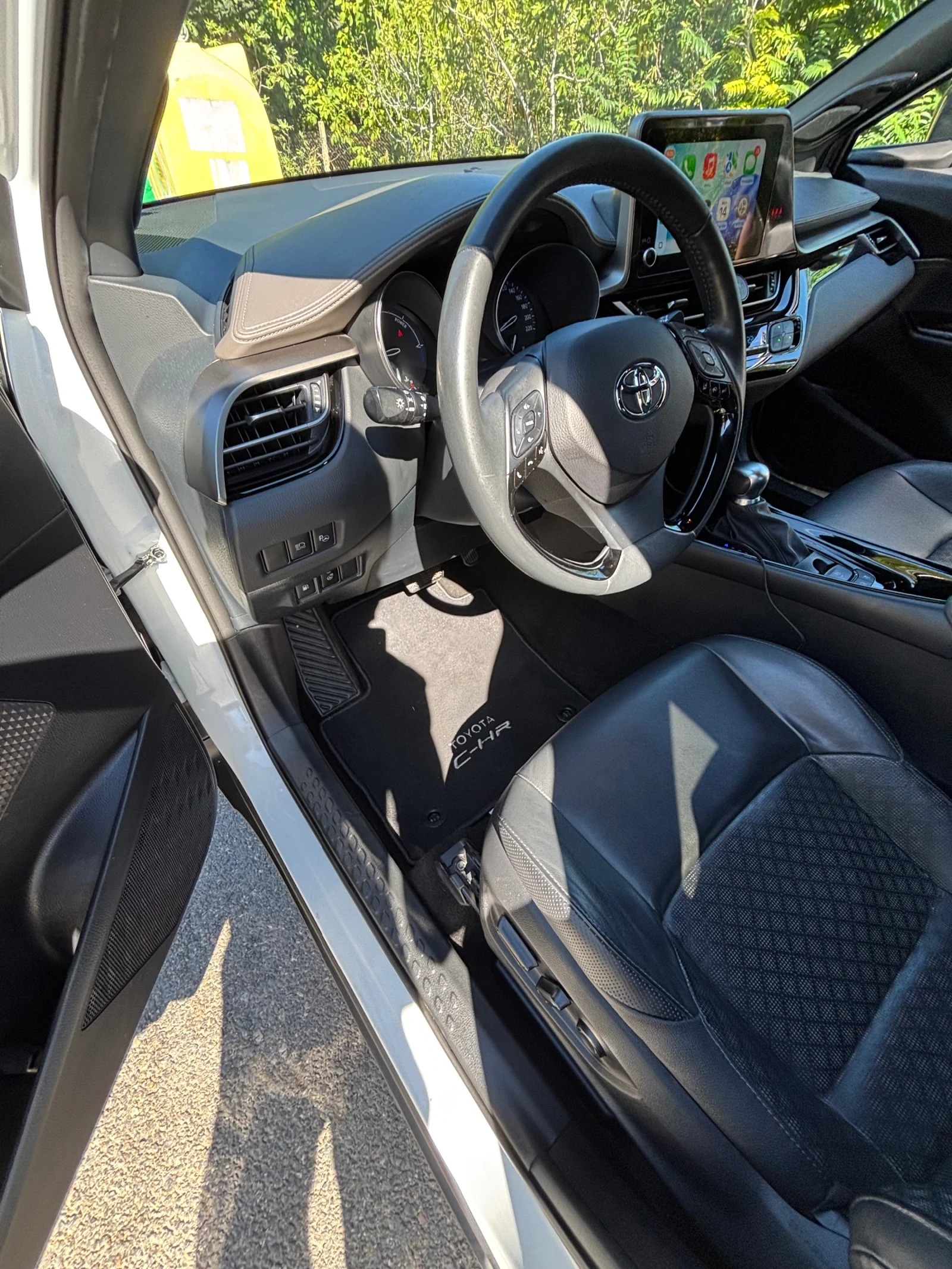 Toyota C-HR 2.0 HYB CUORE, снимка 9 - Автомобили и джипове - 56086652