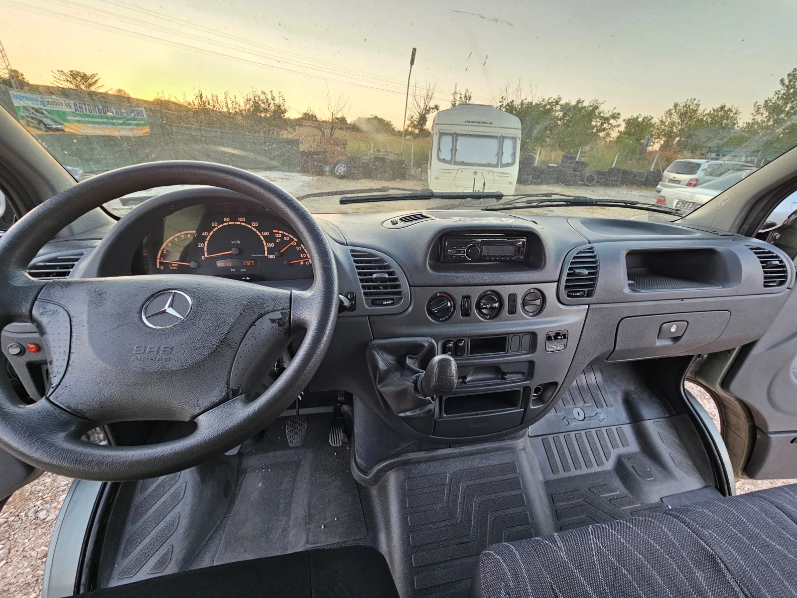 Mercedes-Benz Sprinter 213 6+ 1 КЛИМАТИК  2.2CDI 130КС - изображение 7