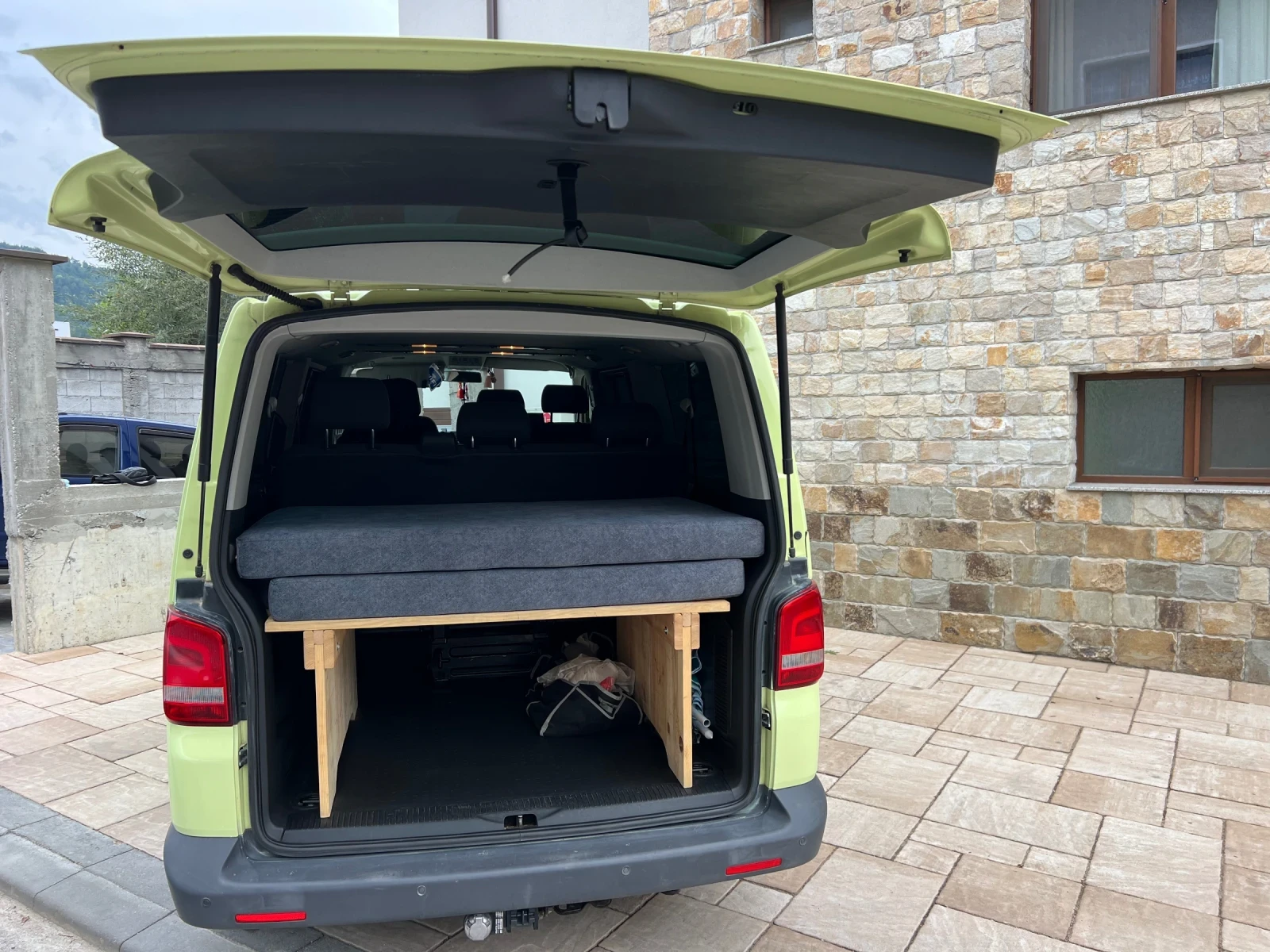 VW Caravelle Long 4х4 Топ състояние  - изображение 9