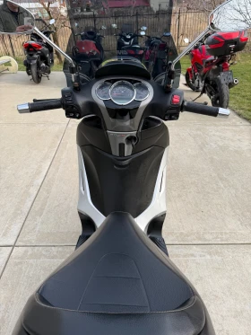 Piaggio Beverly 300i 2014 perfekten, снимка 8 - Мотоциклети и мототехника - 53685648