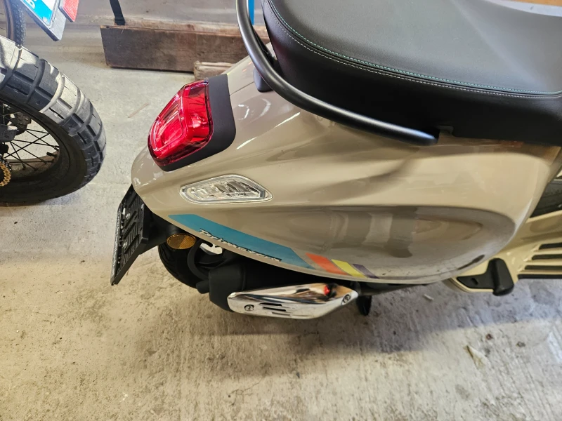 Vespa Primavera 125s примавера нова, снимка 9 - Мотоциклети и мототехника - 52853510