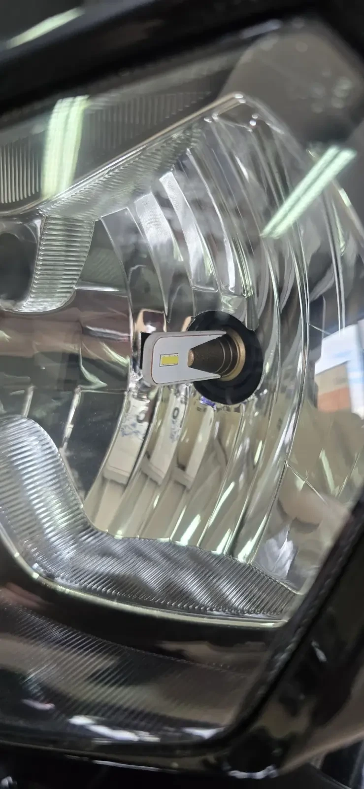 Kawasaki Z 750  ARROW ! Като нов ! Лизинг !, снимка 14 - Мотоциклети и мототехника - 53393203