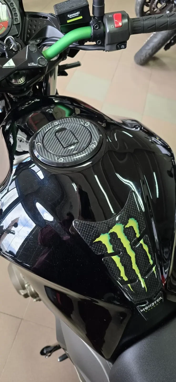 Kawasaki Z 750  ARROW ! Като нов ! Лизинг !, снимка 17 - Мотоциклети и мототехника - 53393203