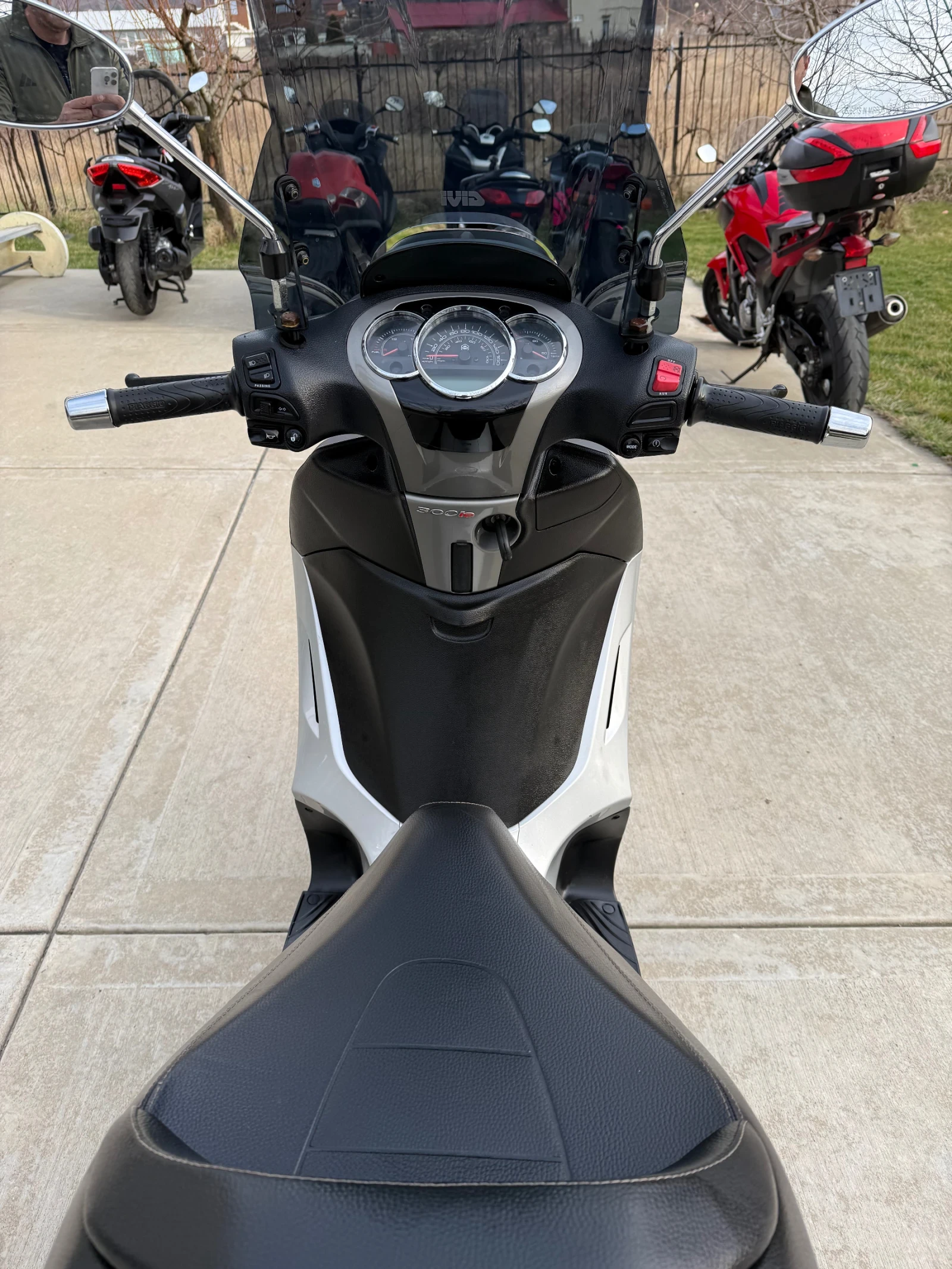 Piaggio Beverly 300i 2014 perfekten - изображение 8