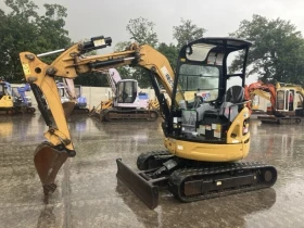 Багер Cat Багер Cat 030SR / ПЕРФЕКТЕН / НАЛИЧЕН !, снимка 1