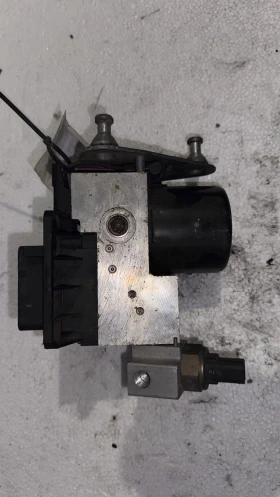  Спирачна помпа ABS за Mercedes A140, снимка 2