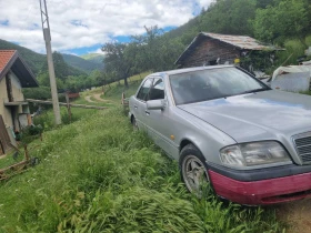 Mercedes-Benz C 250, снимка 5