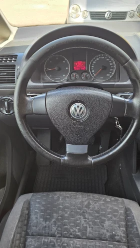 VW Touran 1.9TDI 105hp НОВ ВНОС, снимка 13